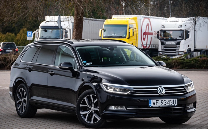 Volkswagen Passat cena 54900 przebieg: 209128, rok produkcji 2015 z Krynica Morska małe 137